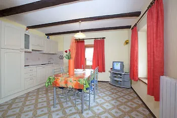 Astra Hotel 3*